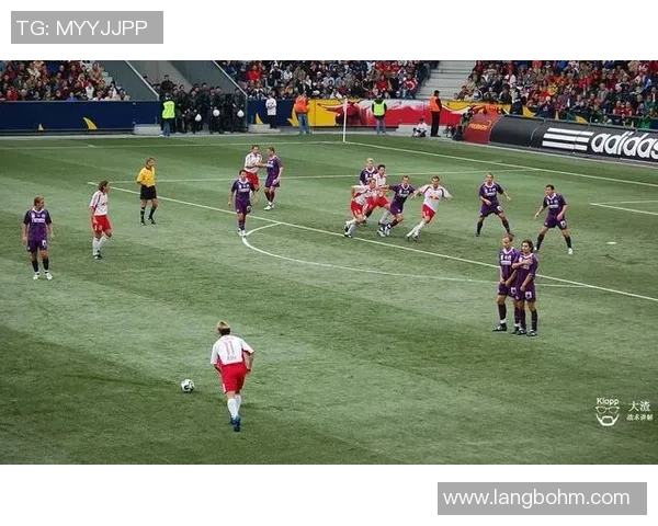 上海足球队反击战术解析及其在比赛中的成败得失分析